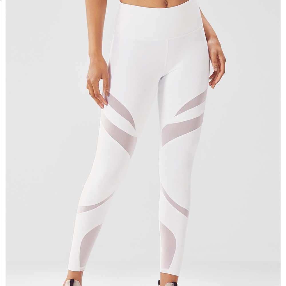 White Mesh Powerhold 7/8 Pants!